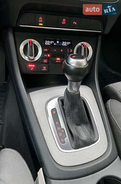 Внедорожник / Кроссовер Audi Q3 2013 в 