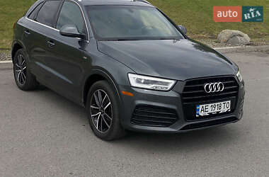 Внедорожник / Кроссовер Audi Q3 2017 в 