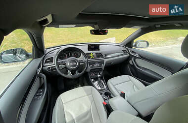 Внедорожник / Кроссовер Audi Q3 2017 в 