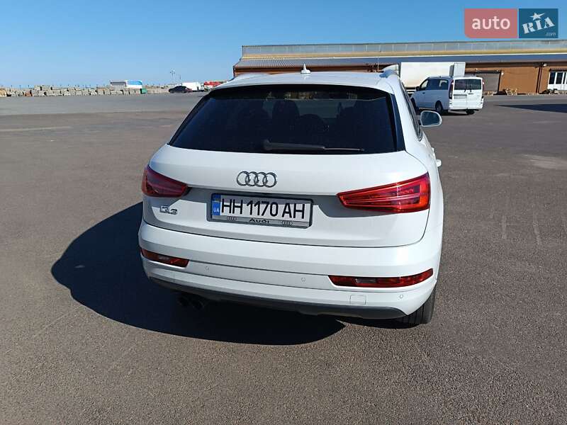 Внедорожник / Кроссовер Audi Q3 2017 в Одессе
