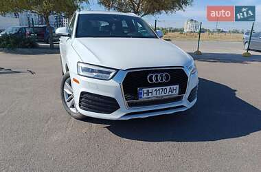Позашляховик / Кросовер Audi Q3 2017 в Одесі