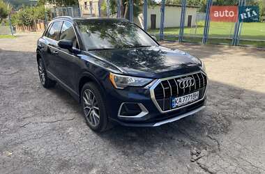 Внедорожник / Кроссовер Audi Q3 2019 в 