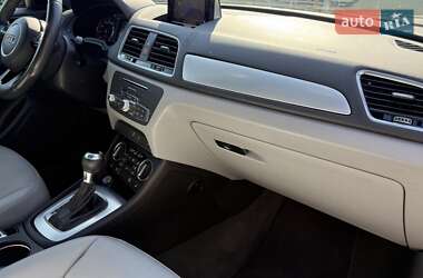 Позашляховик / Кросовер Audi Q3 2018 в 