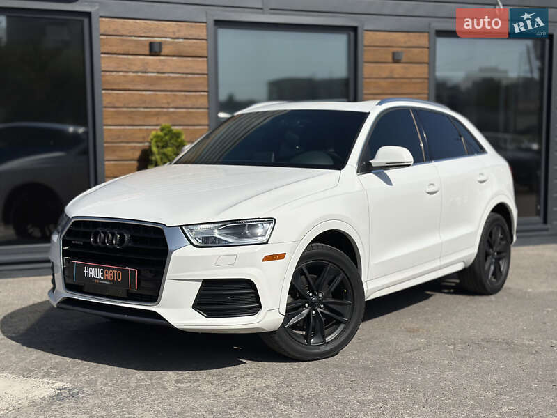 Внедорожник / Кроссовер Audi Q3 2016 в 