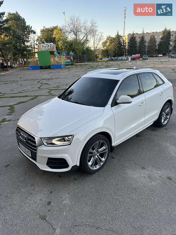 Позашляховик / Кросовер Audi Q3 2016 в Харкові