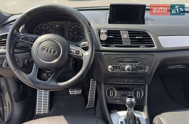 Внедорожник / Кроссовер Audi Q3 2017 в 