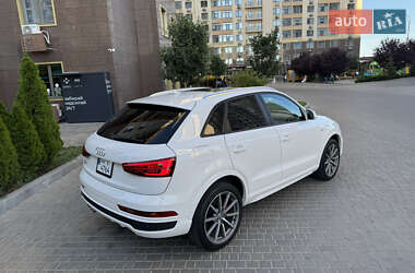 Внедорожник / Кроссовер Audi Q3 2017 в 