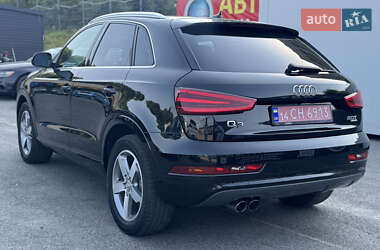 Внедорожник / Кроссовер Audi Q3 2015 в 