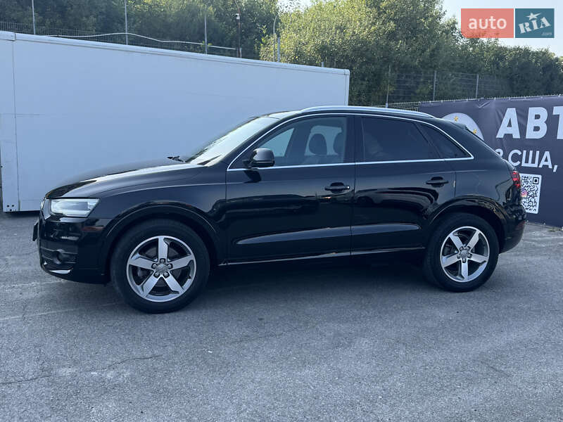 Внедорожник / Кроссовер Audi Q3 2015 в Львове