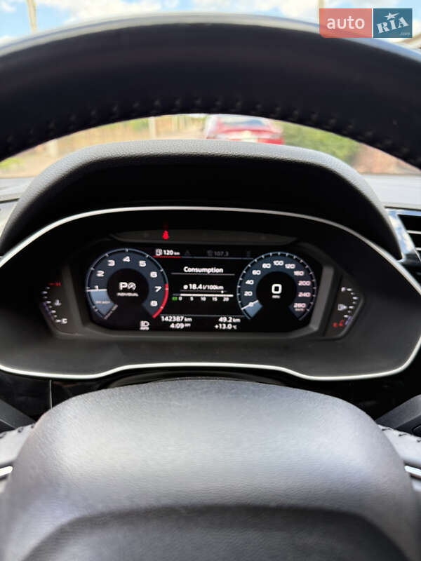 Внедорожник / Кроссовер Audi Q3 2020 в Житомире