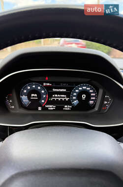 Внедорожник / Кроссовер Audi Q3 2020 в 