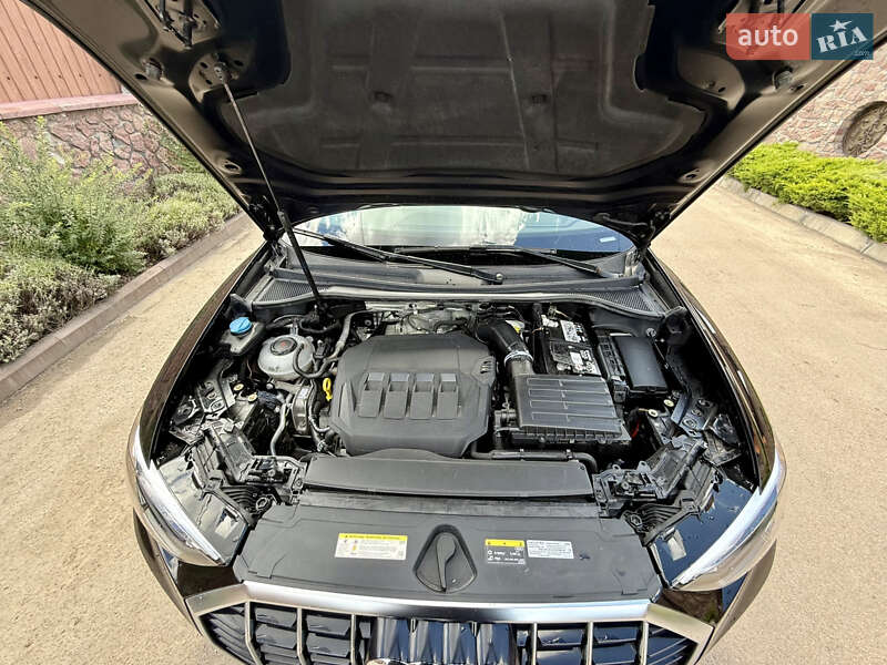 Внедорожник / Кроссовер Audi Q3 2020 в Житомире