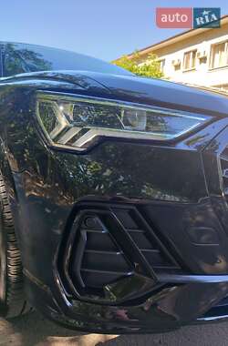 Внедорожник / Кроссовер Audi Q3 2024 в 
