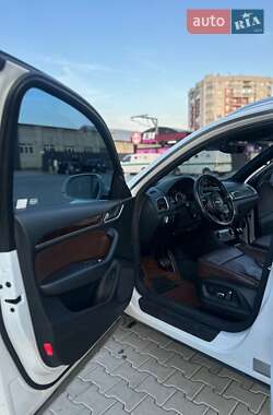 Внедорожник / Кроссовер Audi Q3 2016 в 