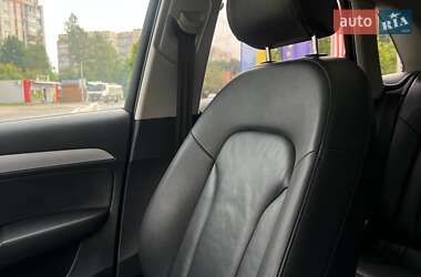 Внедорожник / Кроссовер Audi Q3 2018 в 