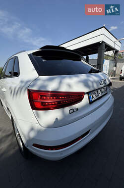 Внедорожник / Кроссовер Audi Q3 2017 в 