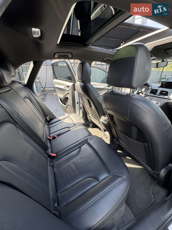 Внедорожник / Кроссовер Audi Q3 2017 в Киеве