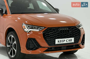Внедорожник / Кроссовер Audi Q3 2022 в 