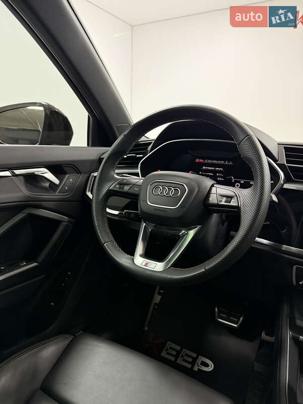 Внедорожник / Кроссовер Audi Q3 2022 в Одессе