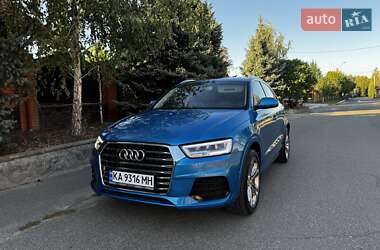 Позашляховик / Кросовер Audi Q3 2015 в 