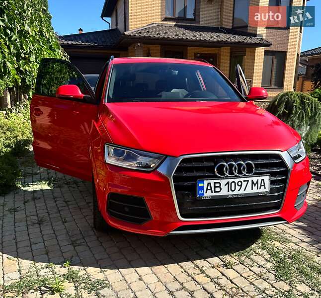Позашляховик / Кросовер Audi Q3 2016 в Києві