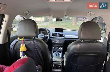 Внедорожник / Кроссовер Audi Q3 2011 в 