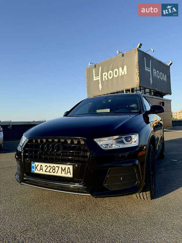 Внедорожник / Кроссовер Audi Q3 2016 в 