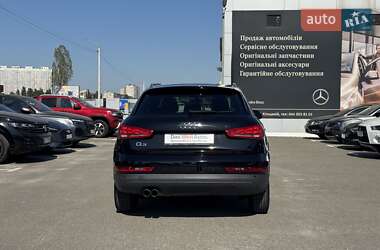Внедорожник / Кроссовер Audi Q3 2016 в 