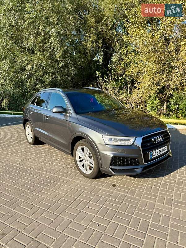 Позашляховик / Кросовер Audi Q3 2017 в Києві