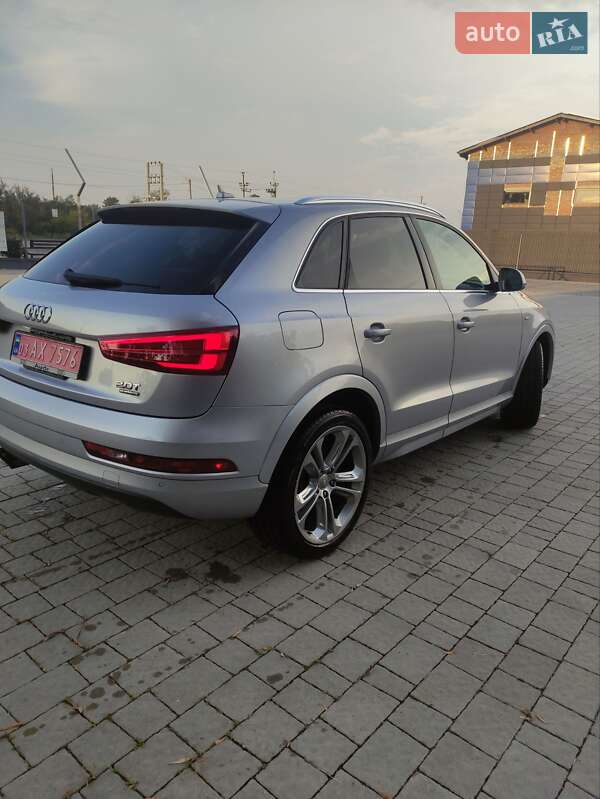 Внедорожник / Кроссовер Audi Q3 2018 в Львове
