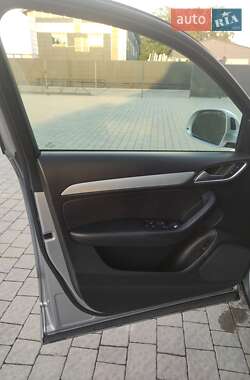 Внедорожник / Кроссовер Audi Q3 2018 в 