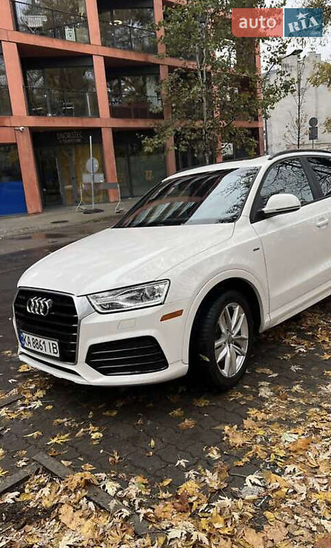 Внедорожник / Кроссовер Audi Q3 2018 в Киеве