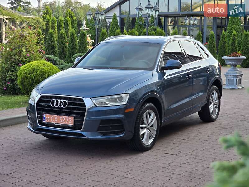 Внедорожник / Кроссовер Audi Q3 2016 в 