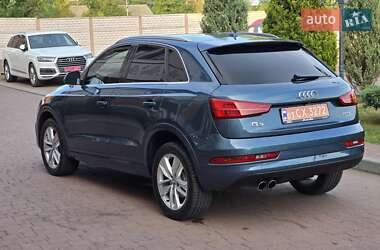 Внедорожник / Кроссовер Audi Q3 2016 в 