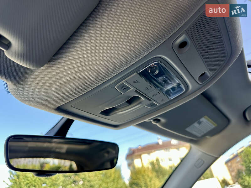 Внедорожник / Кроссовер Audi Q3 2017 в Киеве