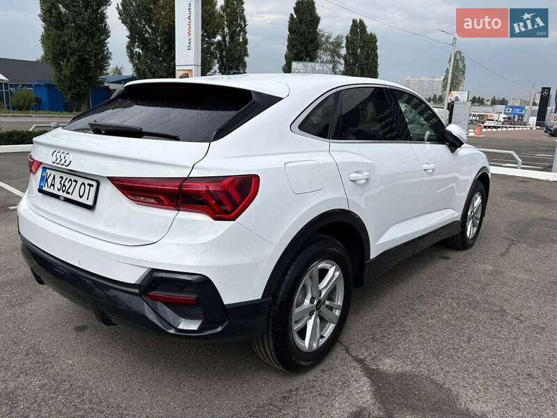Внедорожник / Кроссовер Audi Q3 2024 в Ивано-Франковске
