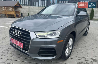 Позашляховик / Кросовер Audi Q3 2016 в Рівному
