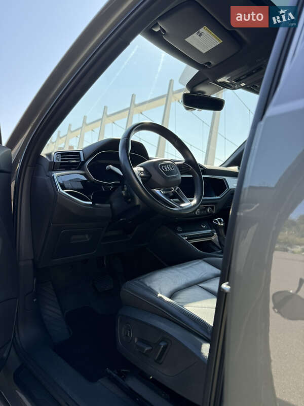 Внедорожник / Кроссовер Audi Q3 2019 в Киеве фото 3 Внедорожник / Кроссовер Audi Q3 2019 в Киеве