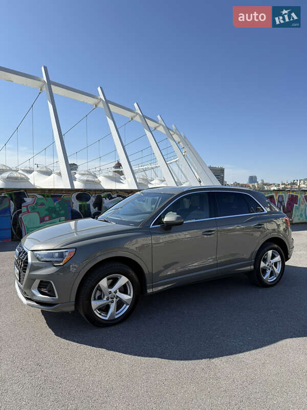 Внедорожник / Кроссовер Audi Q3 2019 в Киеве фото 9 Внедорожник / Кроссовер Audi Q3 2019 в Киеве