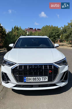 Позашляховик / Кросовер Audi Q3 2019 в Одесі