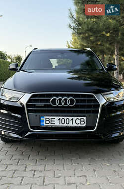 Позашляховик / Кросовер Audi Q3 2018 в 