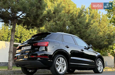 Позашляховик / Кросовер Audi Q3 2018 в 