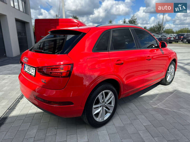 Внедорожник / Кроссовер Audi Q3 2017 в Ивано-Франковске