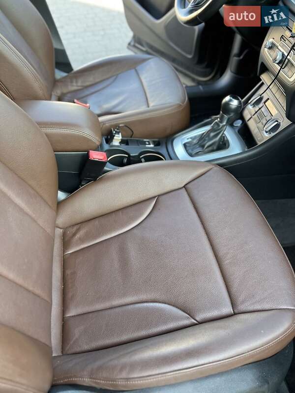 Внедорожник / Кроссовер Audi Q3 2015 в Ивано-Франковске