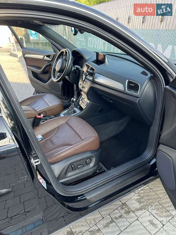 Внедорожник / Кроссовер Audi Q3 2015 в Ивано-Франковске