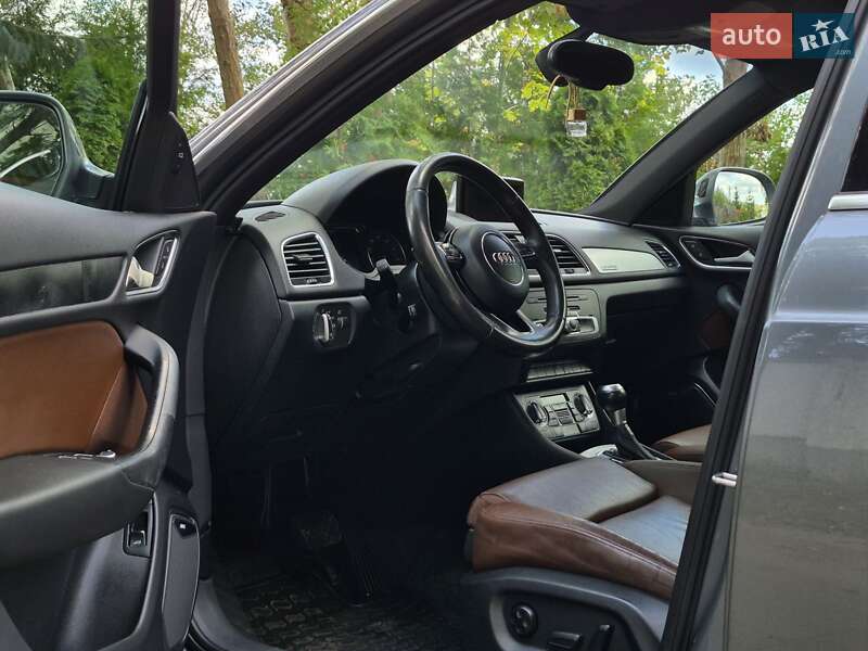 Внедорожник / Кроссовер Audi Q3 2015 в Львове