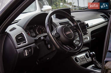 Внедорожник / Кроссовер Audi Q3 2016 в 