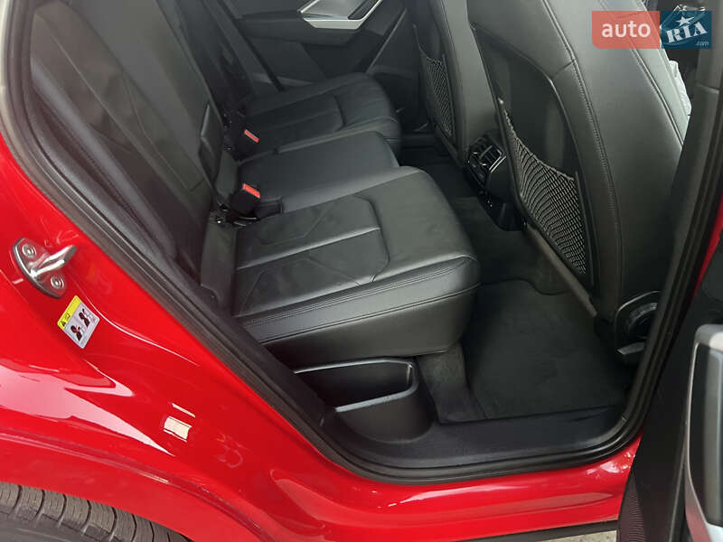Внедорожник / Кроссовер Audi Q3 2019 в Сумах