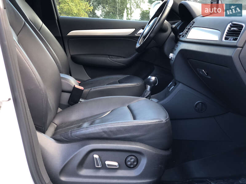 Позашляховик / Кросовер Audi Q3 2017 в Чернівцях