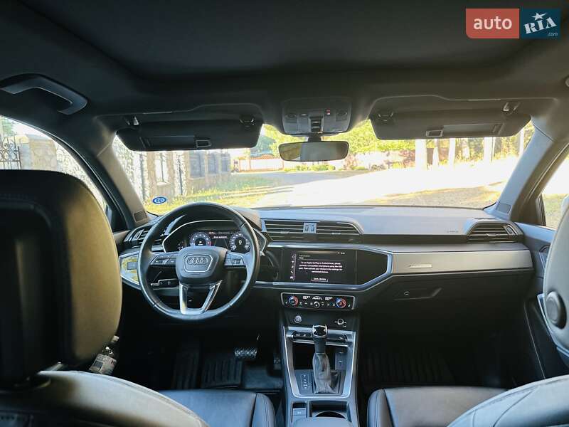 Внедорожник / Кроссовер Audi Q3 2019 в Лубнах